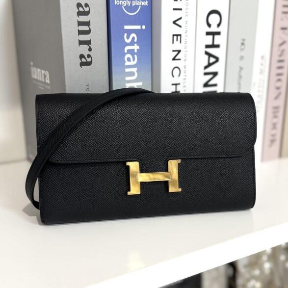 【エルメス HERMES】 コンスタンスロング トゥーゴー アリゲーター ノワール ゴールド金具(50％手縫い＋50％マシン)